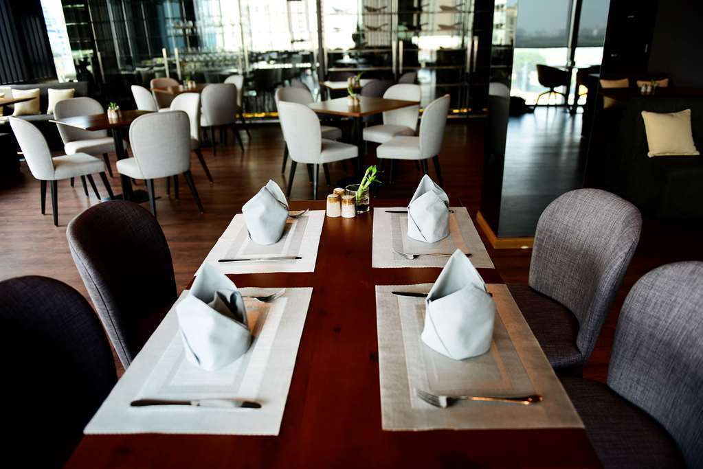 Amena Residences & Managed By Melia Khách sạn TP. Hồ Chí Minh
