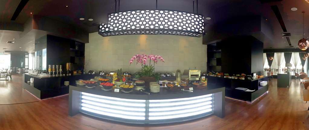 Amena Residences & Managed By Melia Khách sạn TP. Hồ Chí Minh